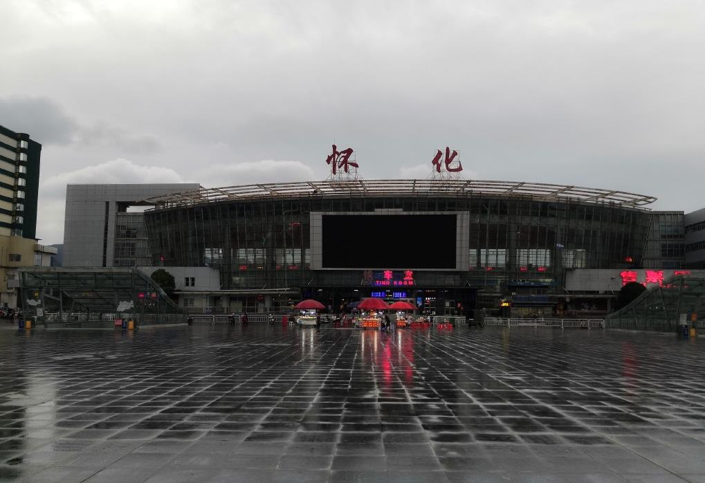 成都到懷化物流公司|成都物流到懷化（市-縣區(qū)-直達(dá)配送）